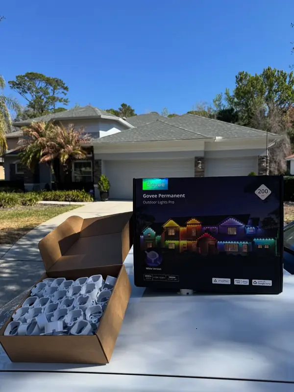 Govee Permanent Outdoor Lights Pro kit and clips